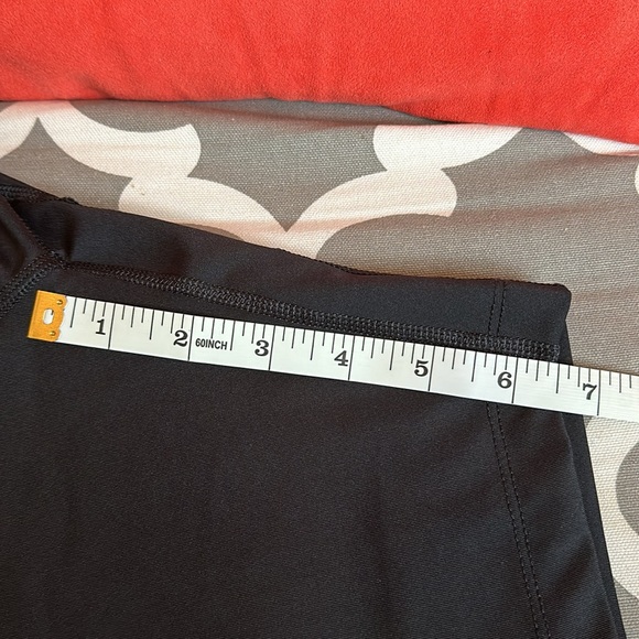 Like new Nike shorts - Picture 8 of 8